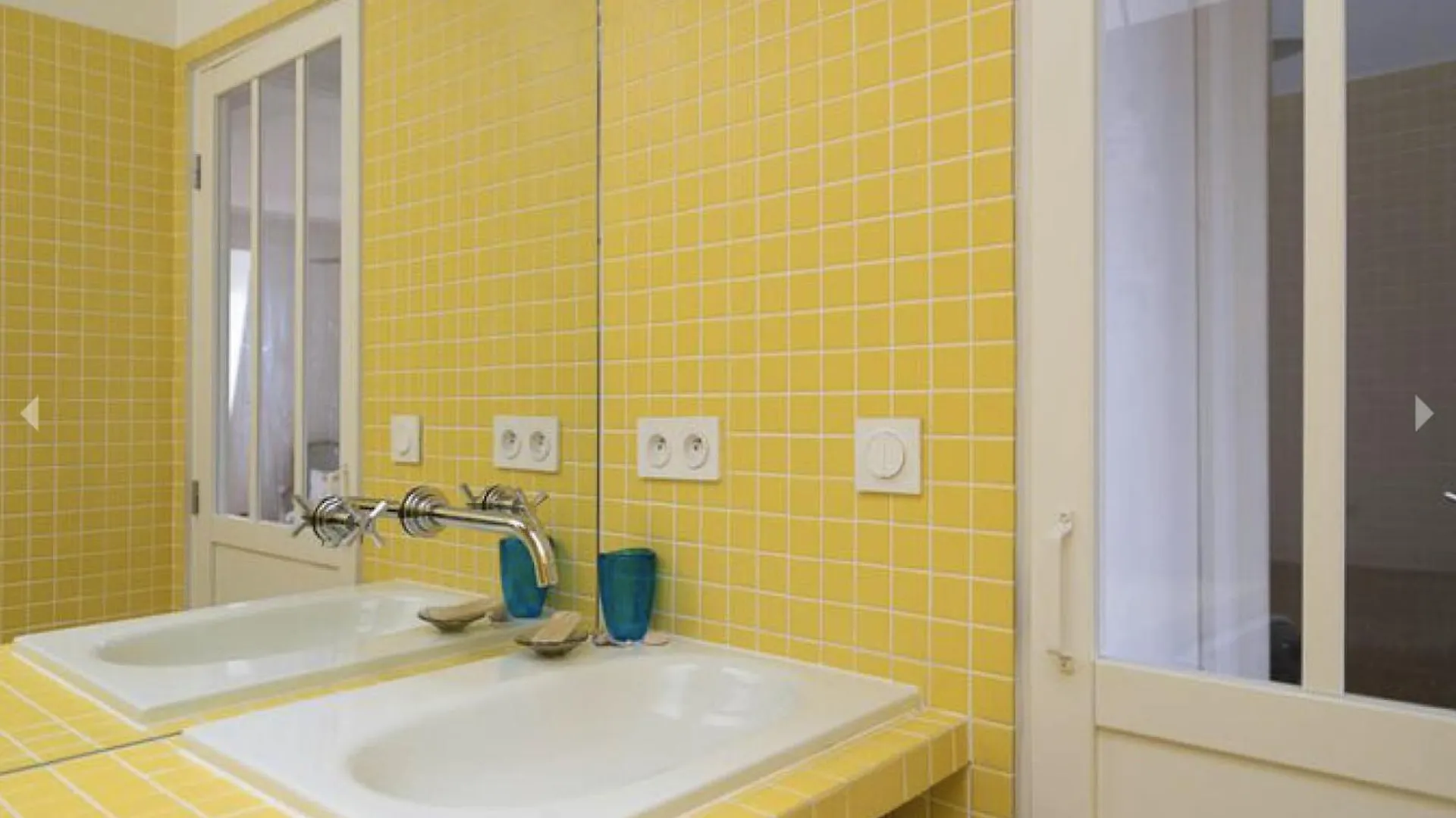 A Montmartre Apartment *